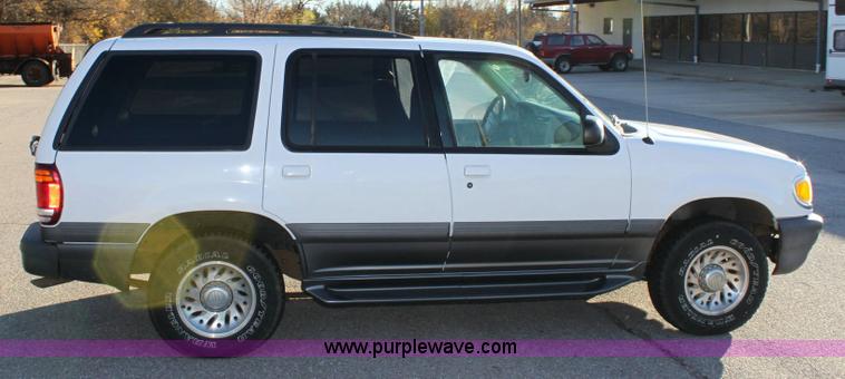 image for item 6331 2000 Mercury Mountaineer