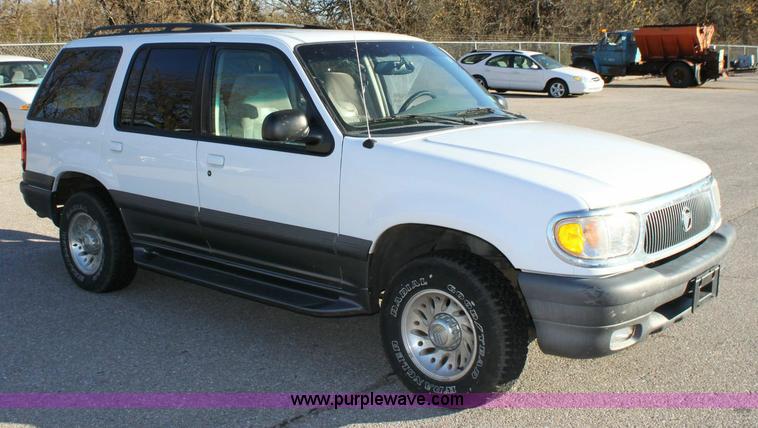 image for item 6331 2000 Mercury Mountaineer