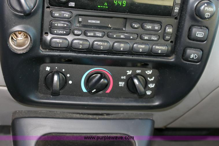 image for item 6331 2000 Mercury Mountaineer