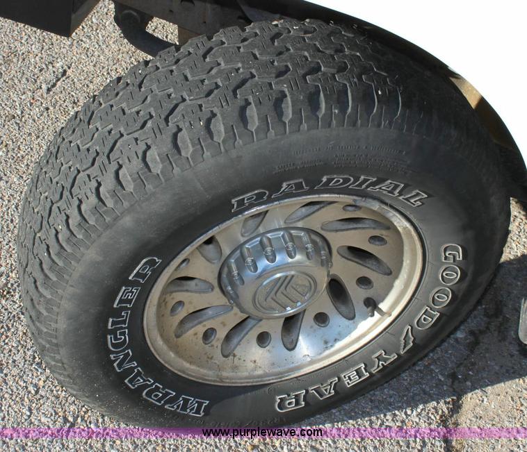 image for item 6331 2000 Mercury Mountaineer