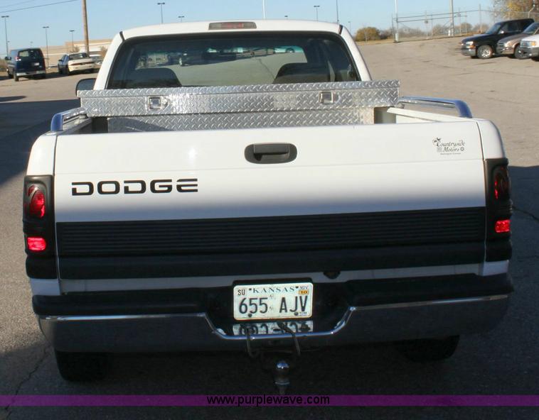 image for item 6387 2001 Dodge Ram 1500 Laramie SLT