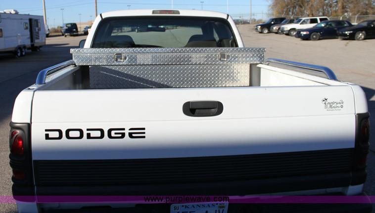 image for item 6387 2001 Dodge Ram 1500 Laramie SLT