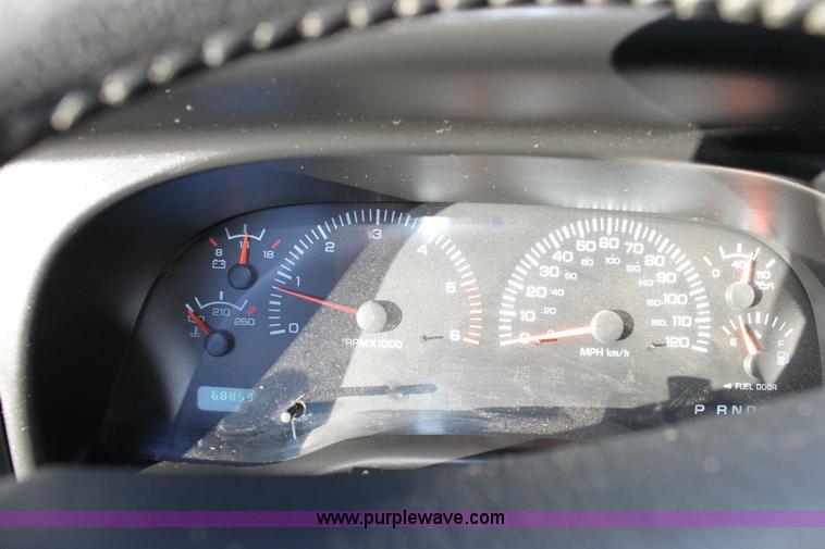 image for item 6387 2001 Dodge Ram 1500 Laramie SLT