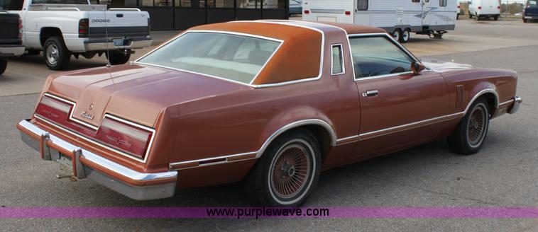 image for item 6689 1978 Ford Thunderbird Diamond Jubilee edition