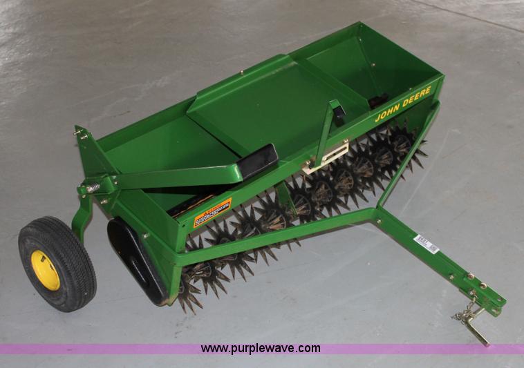 John Deere seeder in Derby, KS Item 6691 sold Purple Wave