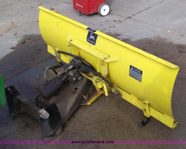 image for item 7296 1988 John Deere 318 lawn tractor