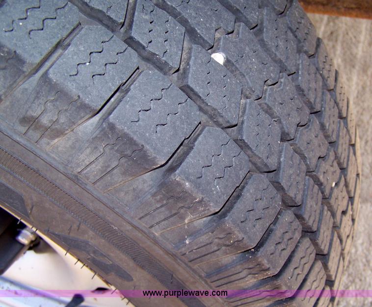 image for item 7317 2001 Dodge Ram 1500 pickup truck