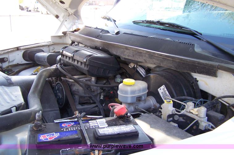 image for item 7317 2001 Dodge Ram 1500 pickup truck