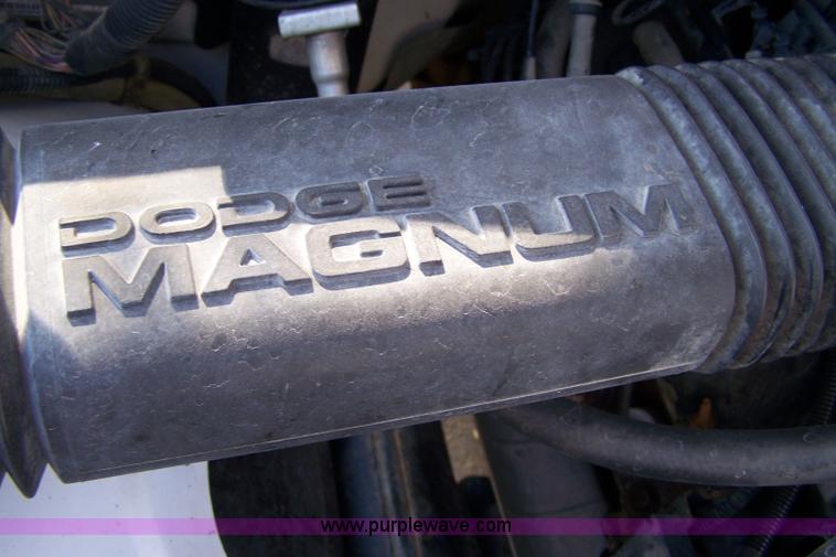 image for item 7317 2001 Dodge Ram 1500 pickup truck