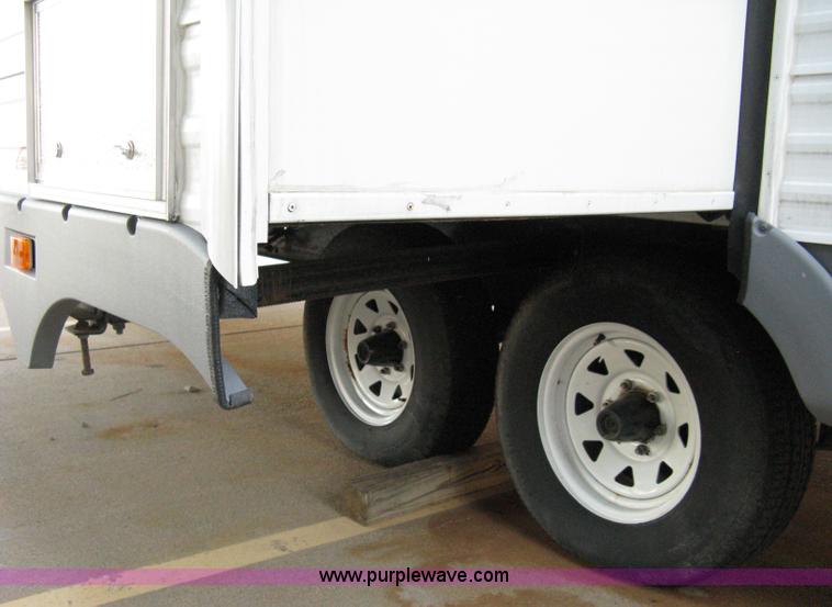 image for item 8058 2004 Fleetwood Terry 320DB travel trailer