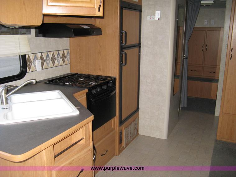 image for item 8058 2004 Fleetwood Terry 320DB travel trailer