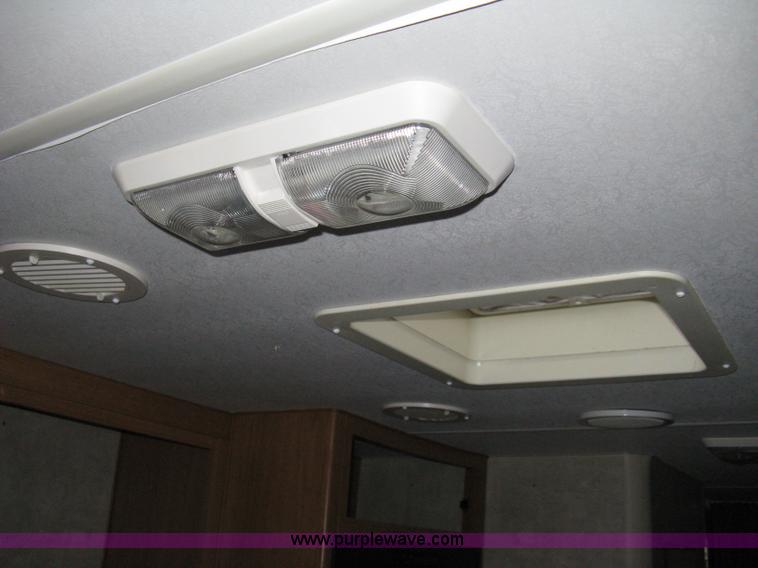 image for item 8058 2004 Fleetwood Terry 320DB travel trailer