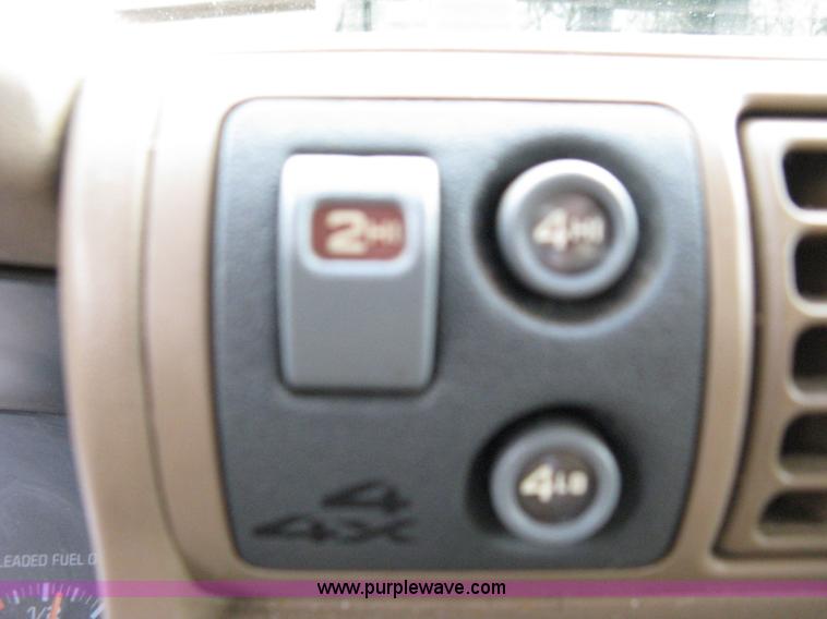 image for item 8061 1997 Chevrolet Blazer LS