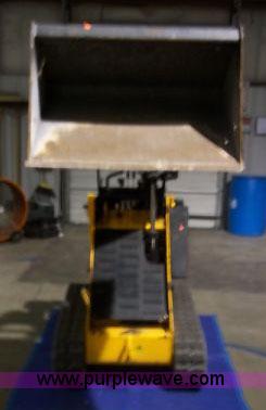 image for item 9999 2007 Boxer compact track loader