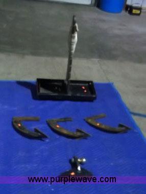 image for item 9999 2007 Boxer compact track loader