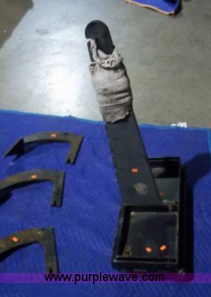 image for item 9999 2007 Boxer compact track loader