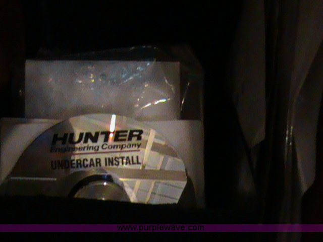 Hunter P411 alignment machine in Topeka, KS | Item 1603 sold | Purple Wave