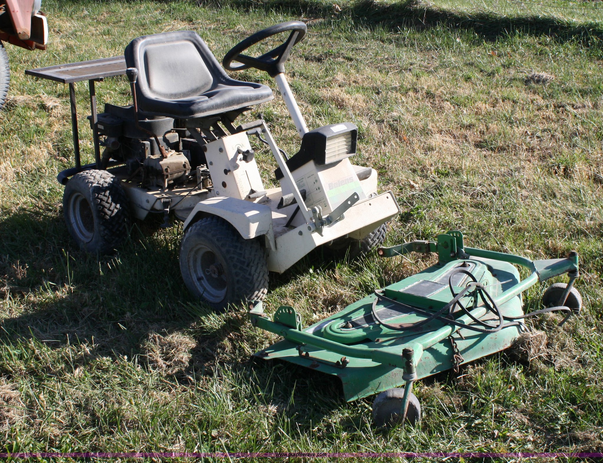 Bolen 942 articulating mower in Tonganoxie, KS Item 4697 sold