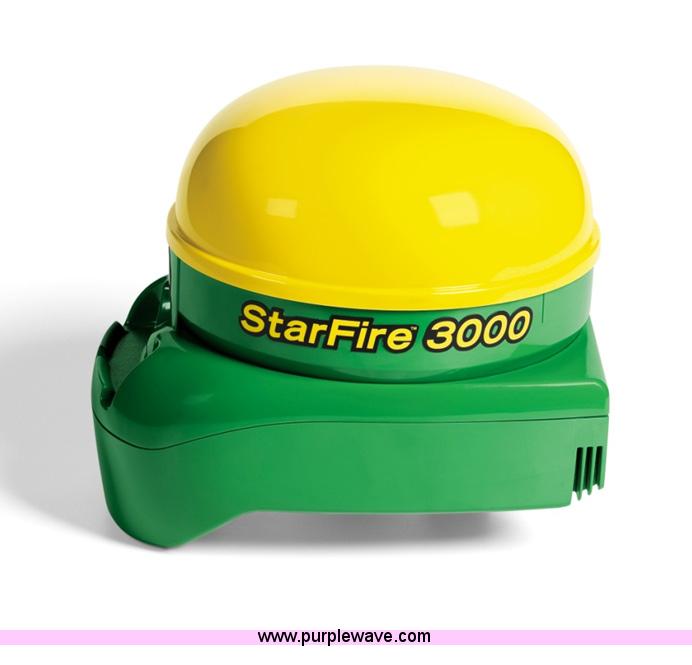 image for item 1022 John Deere StarFire 3000 Receiver