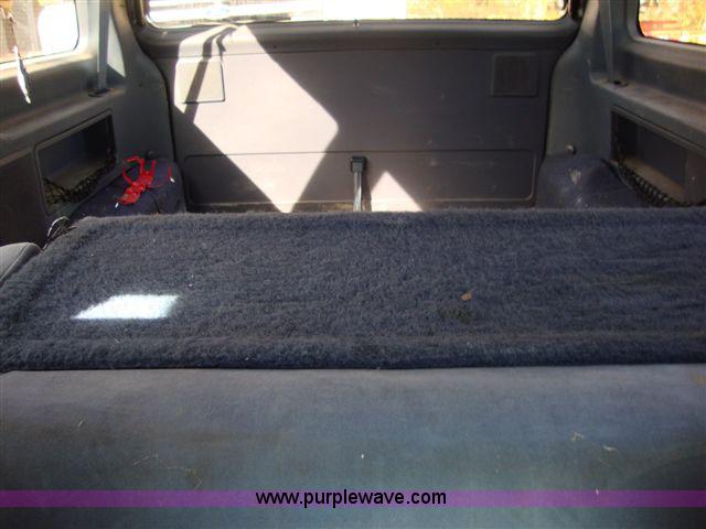 image for item 1453 1993 Ford Aerostar