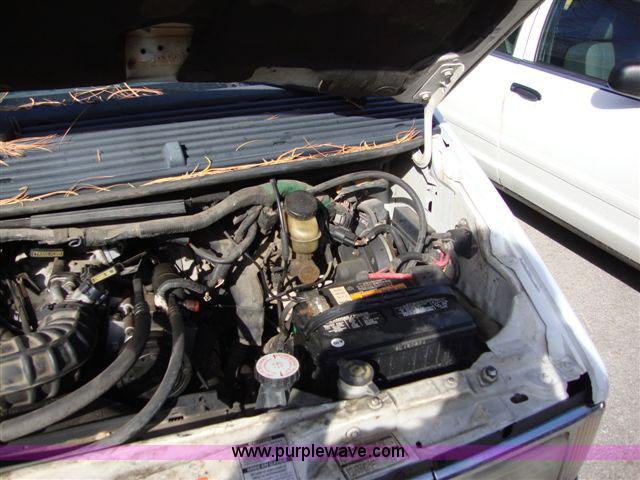 image for item 1453 1993 Ford Aerostar