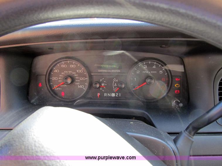 image for item 3573 2007 Ford Crown Victoria Police Interceptor