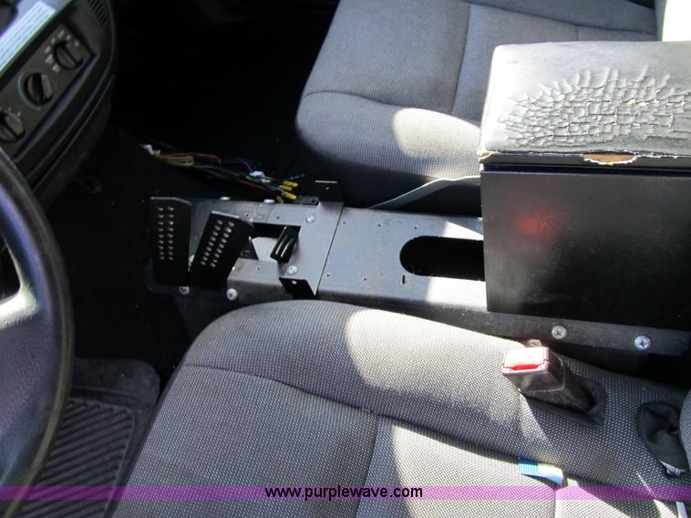 image for item 3573 2007 Ford Crown Victoria Police Interceptor