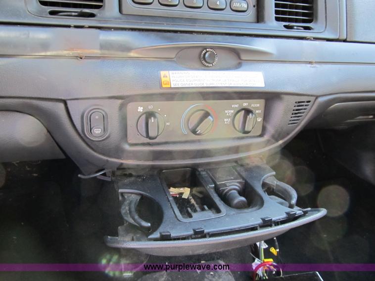 image for item 3574 2007 Ford Crown Victoria Police Interceptor