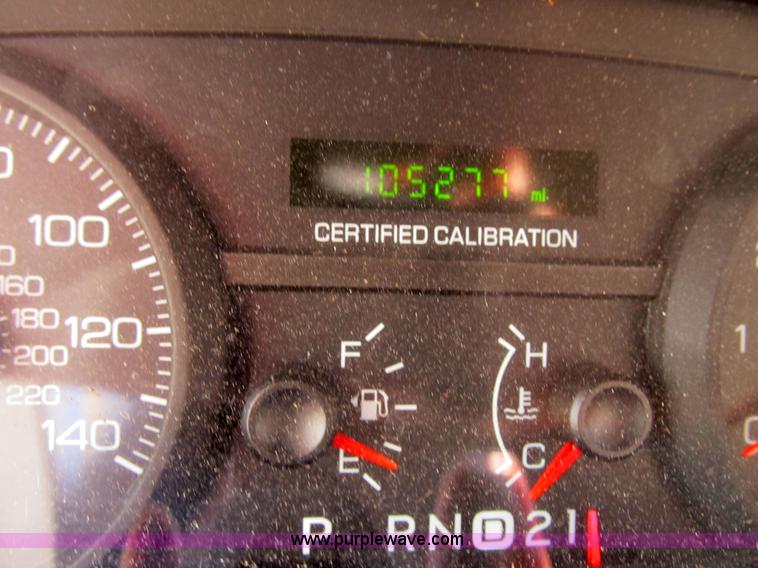 image for item 3575 2007 Ford Crown Victoria Police Interceptor