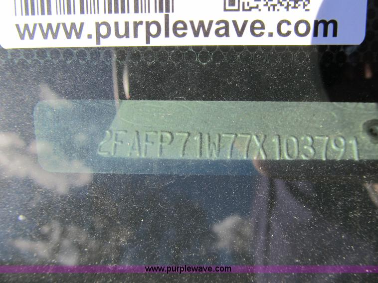 image for item 3575 2007 Ford Crown Victoria Police Interceptor