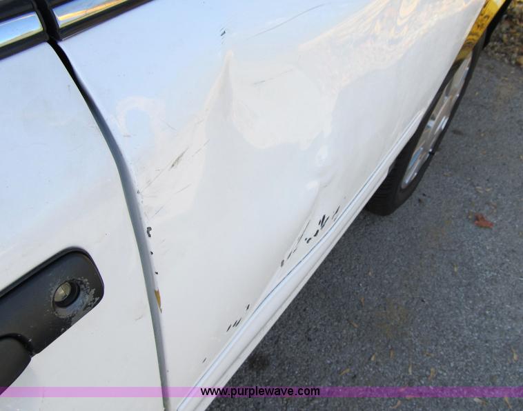 image for item 3577 2007 Ford Crown Victoria Police Interceptor