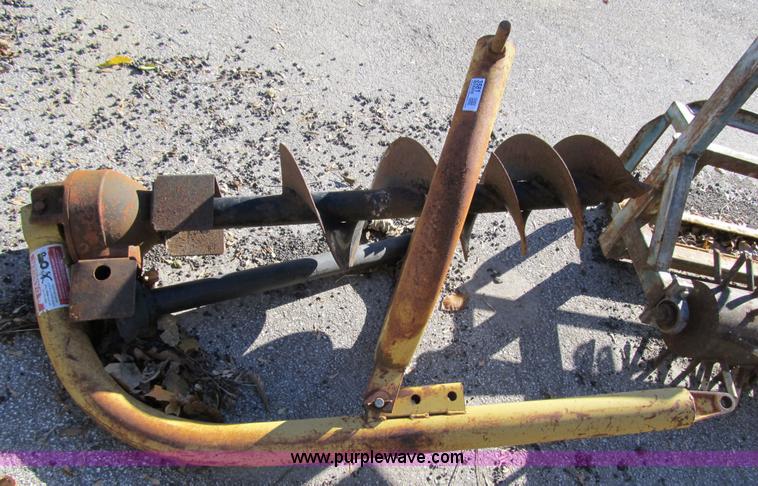 image for item 3581 4' post hole auger