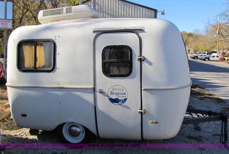 image for item 3646 1983 Scamp camper