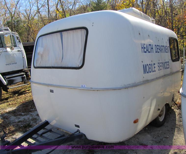 image for item 3646 1983 Scamp camper