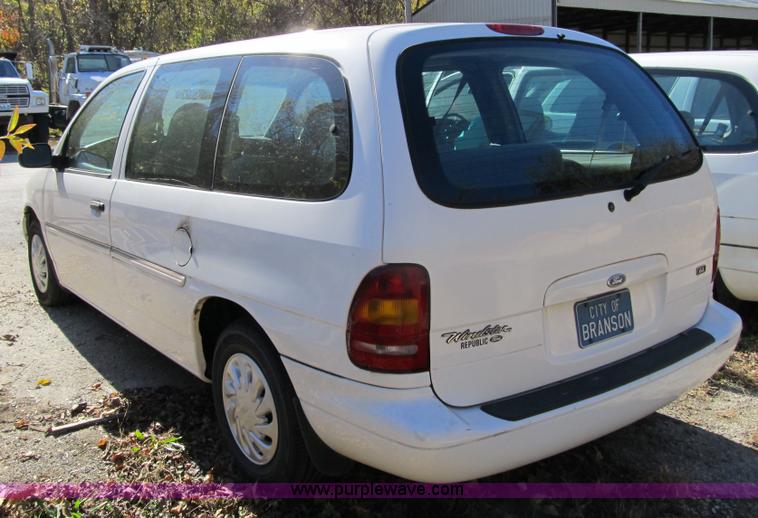 image for item 3650 1998 Ford Windstar