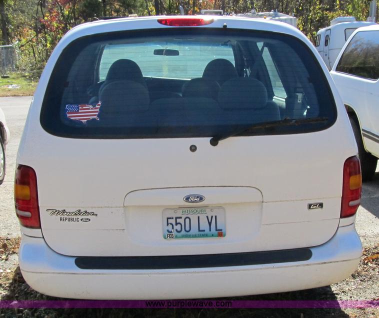 image for item 3651 1998 Ford Windstar GL