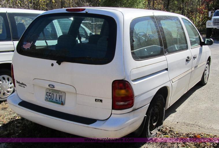 image for item 3651 1998 Ford Windstar GL