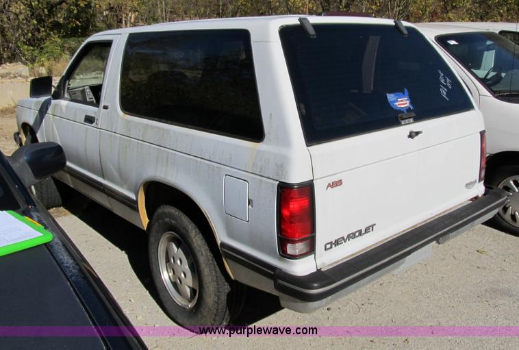 image for item 3652 1994 Chevrolet S10 Blazer