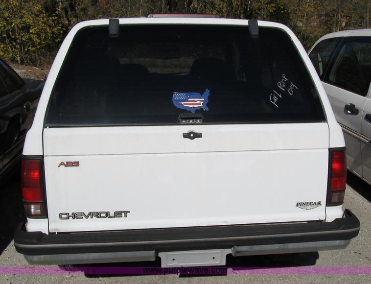 image for item 3652 1994 Chevrolet S10 Blazer