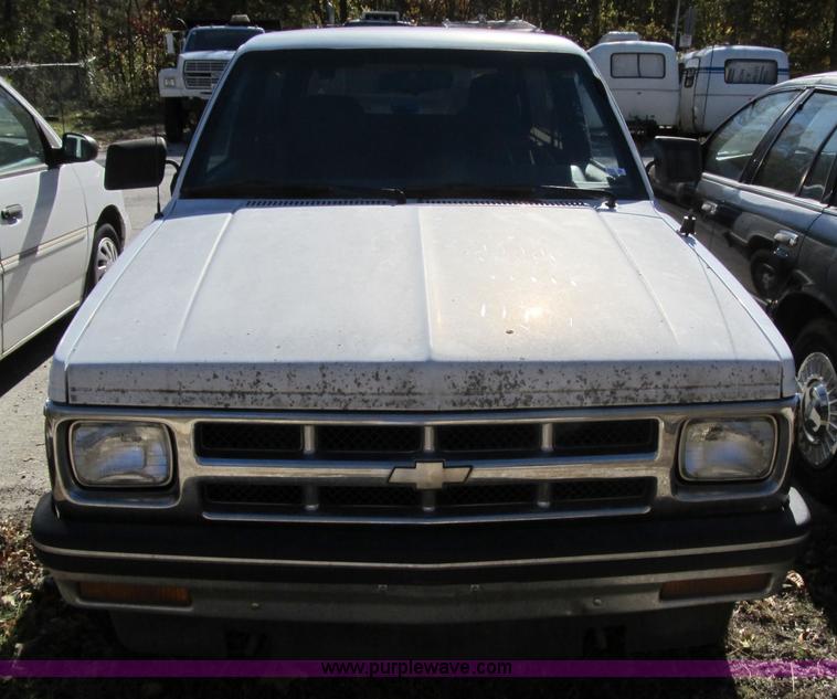 image for item 3652 1994 Chevrolet S10 Blazer