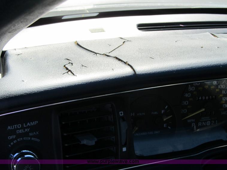 image for item 3653 1993 Ford Crown Victoria Police Interceptor