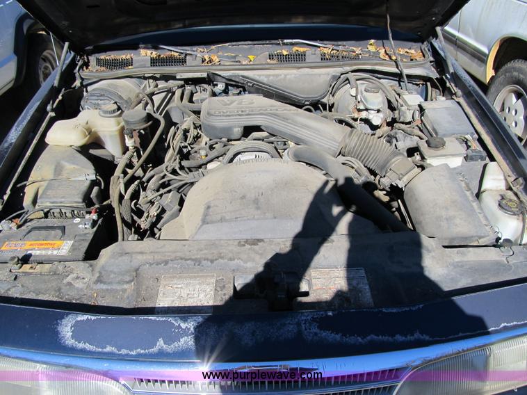 image for item 3653 1993 Ford Crown Victoria Police Interceptor