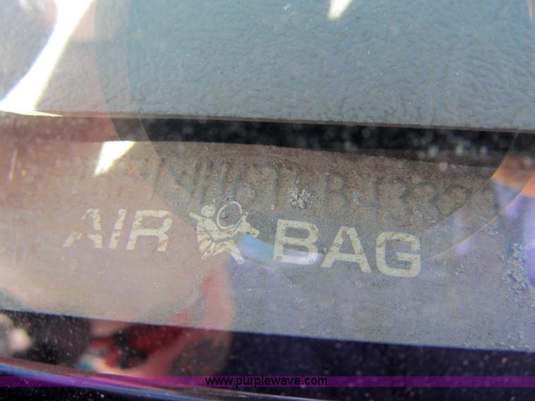 image for item 3656 1996 Ford F150 pickup truck