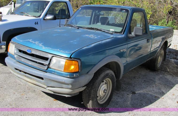 image for item 3657 1994 Ford Ranger XL pickup truck