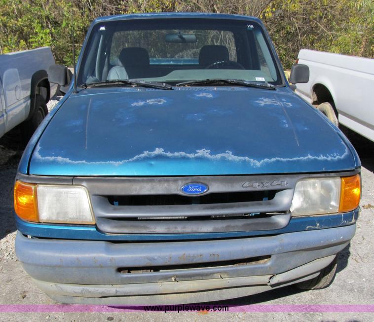 image for item 3657 1994 Ford Ranger XL pickup truck