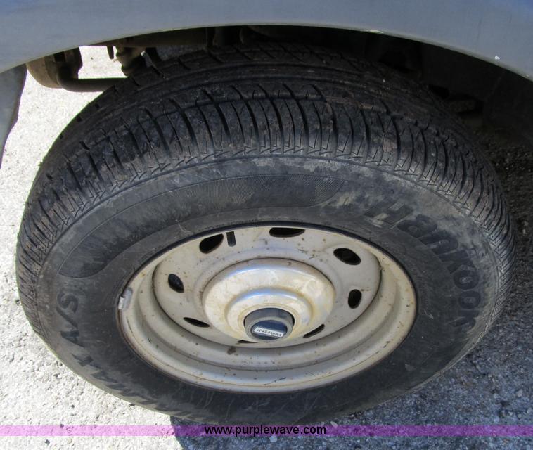 image for item 3657 1994 Ford Ranger XL pickup truck