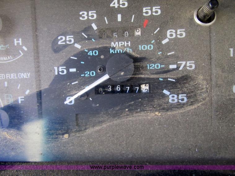 image for item 3657 1994 Ford Ranger XL pickup truck