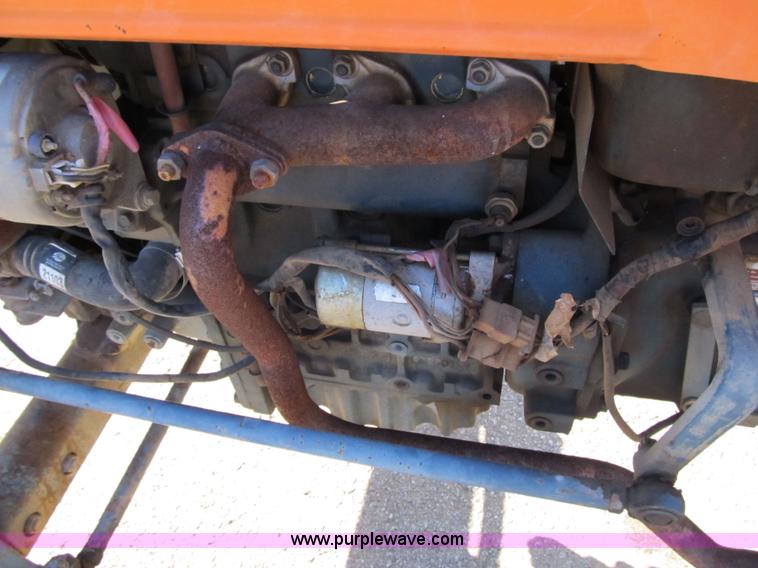 image for item 3658 1982 Kubota tractor