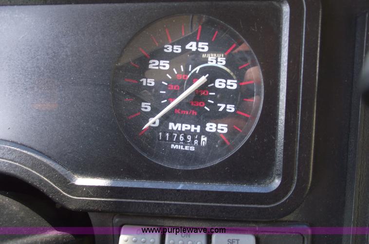 image for item 5493 2001 Thomas EF school bus