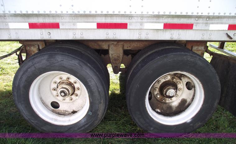 image for item 5502 1987 Trailmobile 48' van trailer